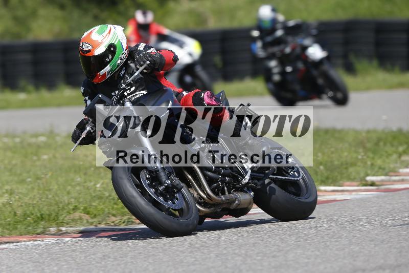 Archiv-2025/11 29.04.2025 PROMAX ADR/Gruppe gruen/ohne